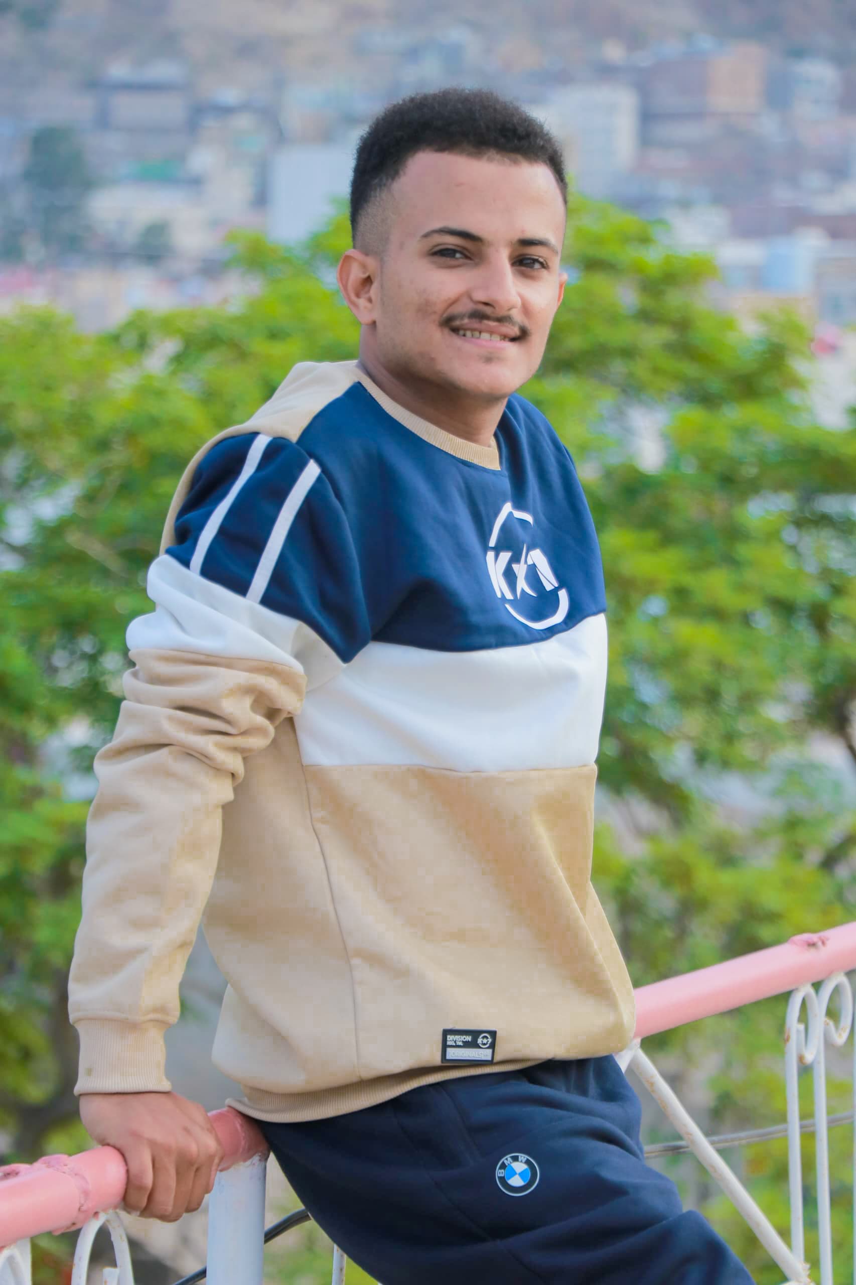 استعرض خدماتنا المصممة لنجاح مؤسستك